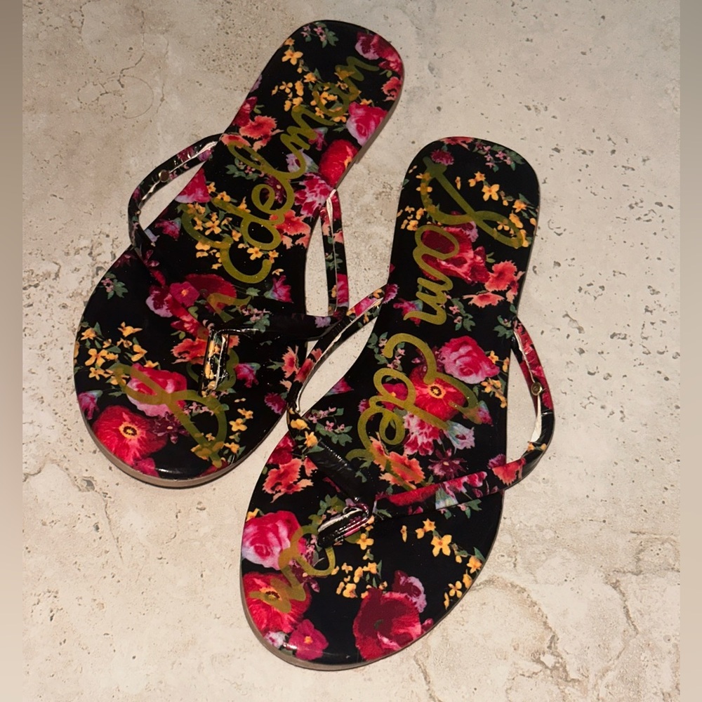 Floral sandals